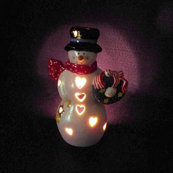 Hallmark Ceramic Heart Snowman Tealight Candle Holder Christmas w Wreath - Picture 4 of 12